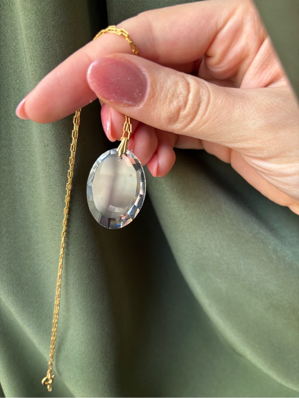 Crystal gold chain necklace